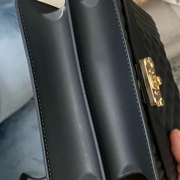 Women’s purse - Picture 3 of 3